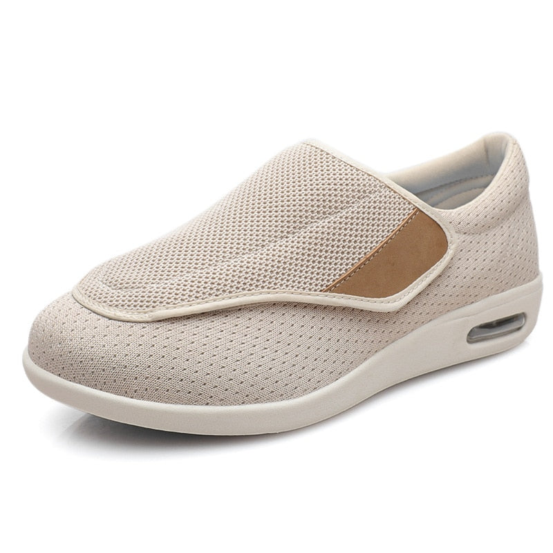 ComfortFit | Extra-Wide Men's Shoes with Adjustable Straps for Custom Comfort 3