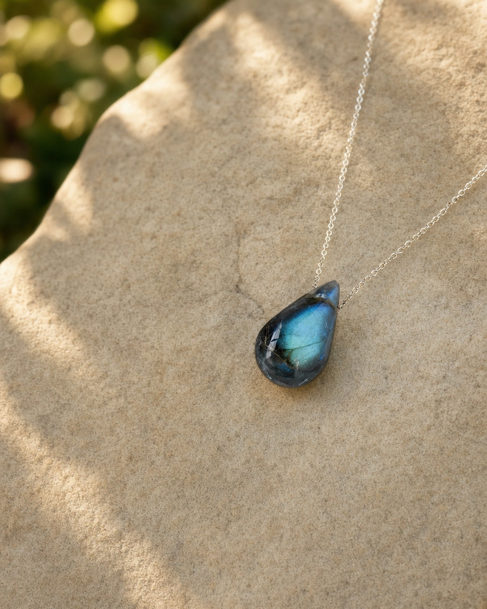 Labradorite Teardrop Necklace setting